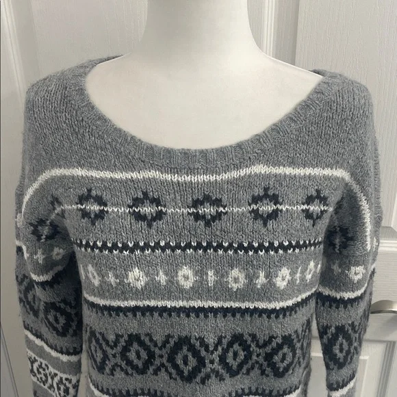 Gray Fair Isle Patterned Women's Sweater Sz M - Picture 3 of 11